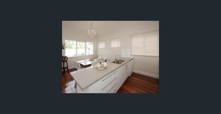 UNFURNISHED! - Stunning Completely Renovated Character Home! Home Opens. - Photo 5