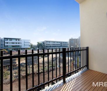 Luxury Townhouse Home - Photo 2