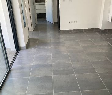 Location Appartement 1 pièce 28m² - Photo 6