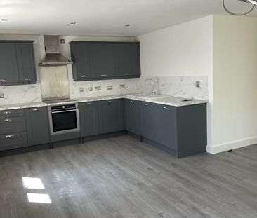 2 Bed Flat, Pasteur House, NG3 - Photo 4