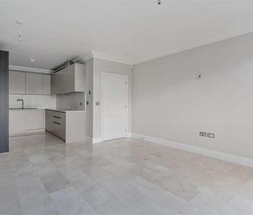 The Crescent, Station Road, Woldingham, CR3 - Photo 5