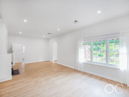 Open the Door To Timeless Character with Modern Comfort - Photo 2