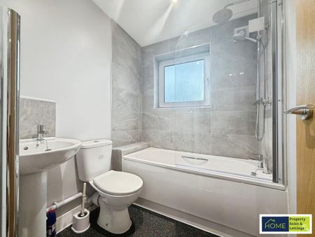 3 bedroom semi-detached house to rent - Photo 2