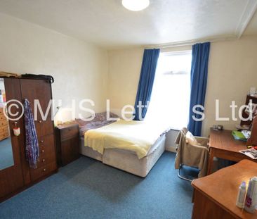 4 Bedroom Mid Terraced House for rent in Norwood Place - Photo 5