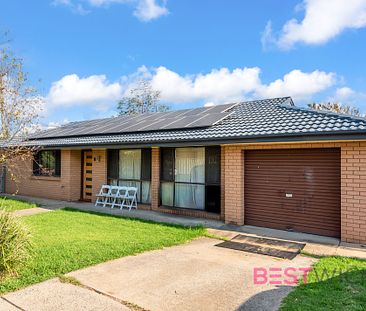 Updated 3 bedroom home close to CBD - Photo 5