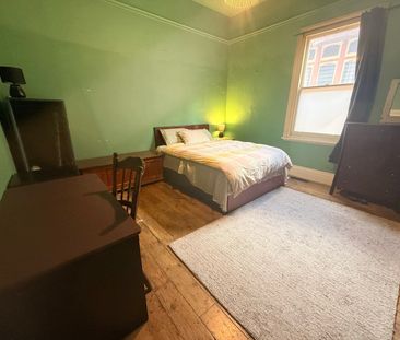 Hawthorn East - Photo 4