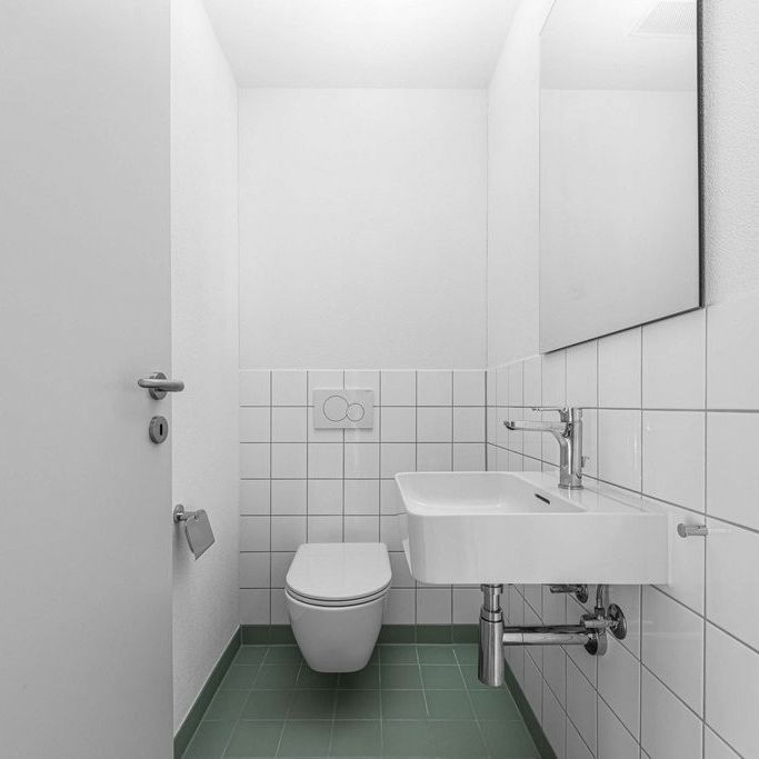 Moderne 3.5-Zimmer-Wohnung mit Weitblick - Foto 1