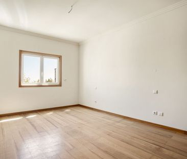 4 Bedroom Apartment with garden, Paço de Arcos, Oeiras - Photo 3
