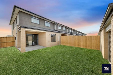 “NEAR NEW SPACIOUS 4 BEDROOM HOME FOR RENT IN TARNEIT CLOSE TO SCHOOLS, SHOPPING AND TRANSPORT” - Photo 5