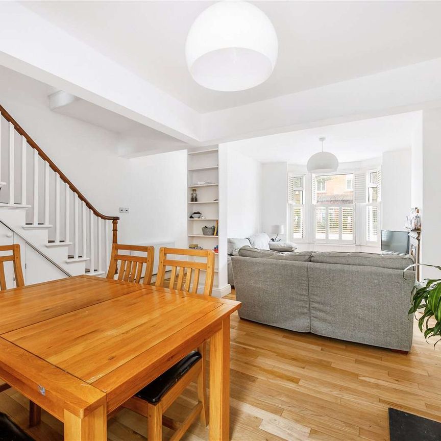 Duke Road, London, W4 2DE - Photo 1