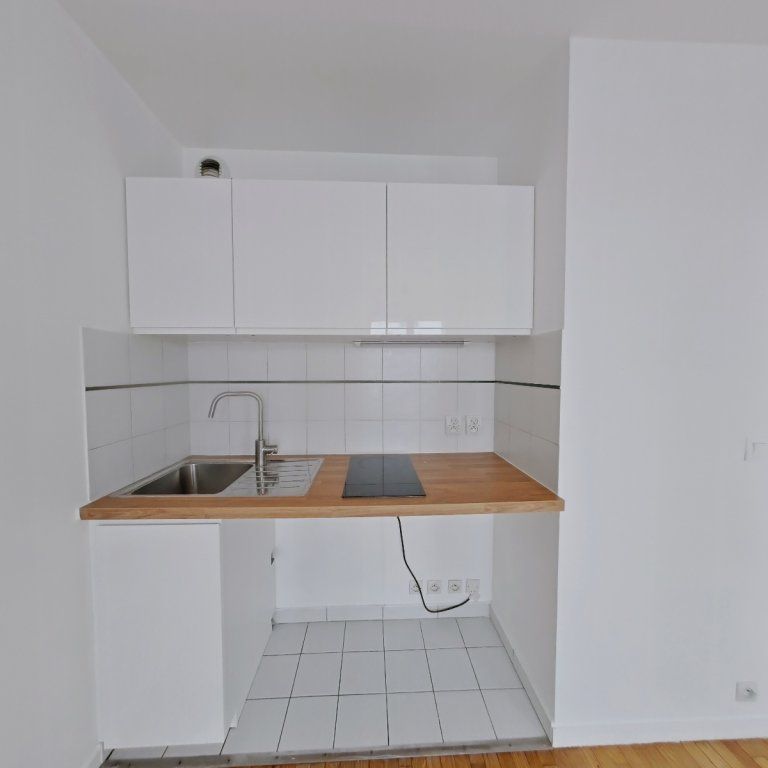 Location Appartement 1 pièce 23m² BOULOGNE BILLANCOURT 92100 - Photo 1