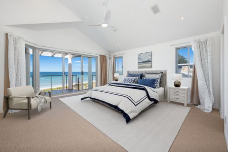 Coastal family living in the heart of Collaroy - Photo 2