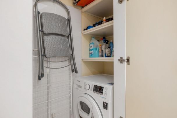 2 Bedroom Apartment For Rent in Estepona, Málaga - Photo 1