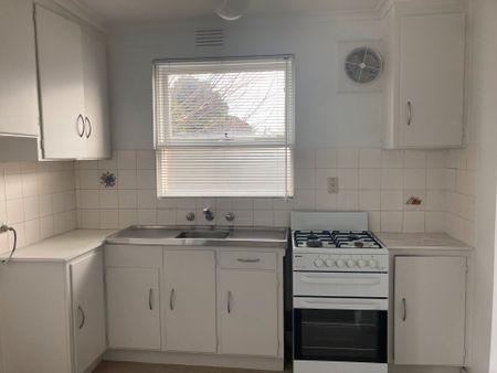 Great Apartment Close To Northcote Plaza - Photo 5