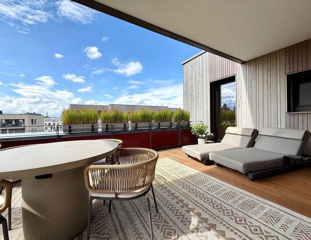 Moderne 5 Zimmer Maisonette mit Terrasse und toller Küche - nah am Wasser - Photo 1