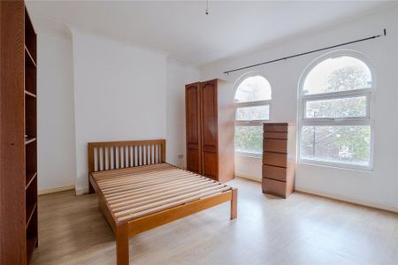 3 bedroom apartment to rent - Photo 3