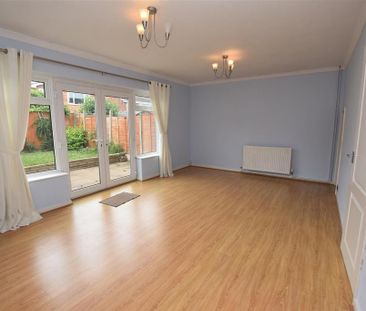 3 bedroom terraced house to rent - Photo 1