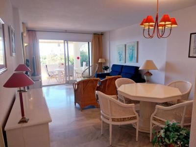 Apartment for seasonal rent with sea views in Calahonda (7 months a year, from october until april) - Photo 1