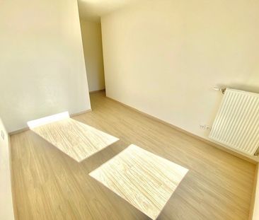 Location Appartement 3 pièces 65m² VILLEURBANNE 69100 - Photo 3