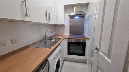 1 bedroom flat to rent - Photo 5