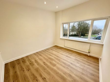 St. Elizabeths Avenue, Southampton - Photo 2