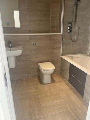 29 Victoria Avenue, Southend On Sea, Essex, SS2 - Photo 4