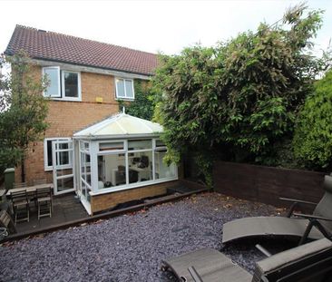 3 bedroom semi-detached house to rent - Photo 4