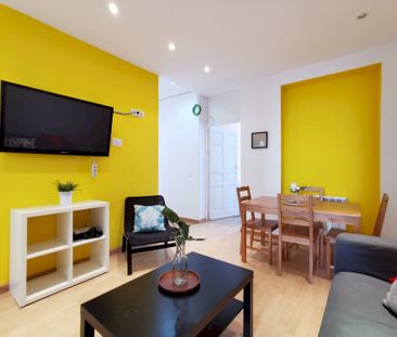 Bright room in Redondilla Street - Photo 6