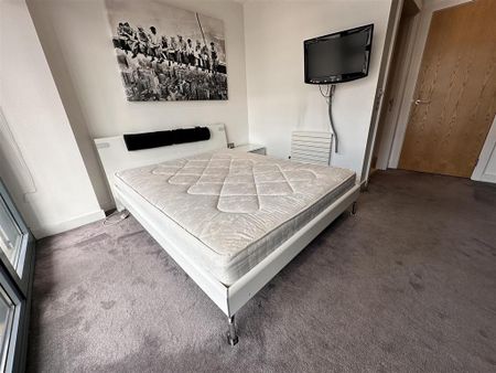 2 bedroom apartment to rent - Photo 5