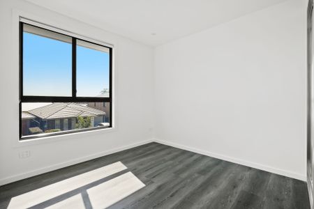 Apply Now - Century 21 &vert; the Paramount Group - Photo 3