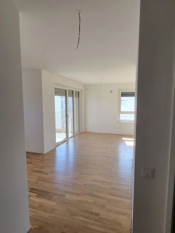 ERSTBEZUG! 2-Zimmer-Wohnung mit Balkon, Top 12 - Photo 3