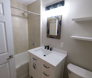 For Lease - 2 Colonial Drive Unit# 302, Guelph, Ontario - Photo 2