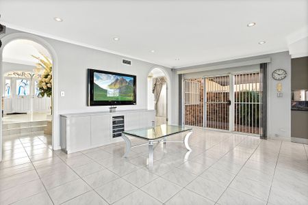 Spacious Family Living at Its Finest - Photo 5