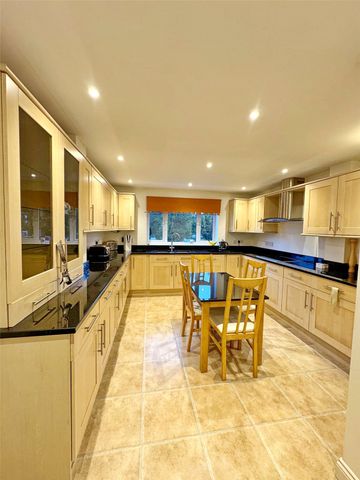 Kewstoke Road, Bristol - Photo 3