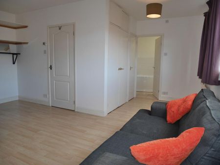 Studio to rent - Photo 4