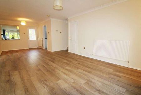 Whitby Green, Caversham Park Village, Reading, RG4 - Photo 2