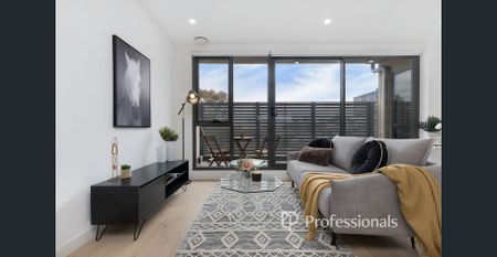 Stylish Urban Living in a Prime Caulfield Location - Photo 3