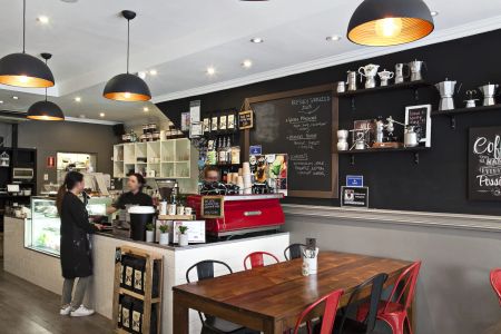 Two Bedroom Apartment in the Heart of Croydon Park - Photo 3