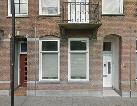 House Geertruidenberg - Stationsweg - Photo 1