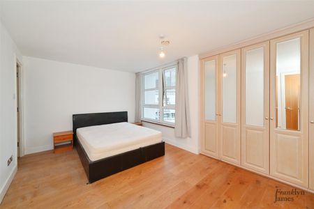 Pierhead Lock, E14 3FD, London - Photo 3