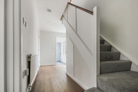 Olveston, Bristol, Gloucestershire, BS35 4DX - Photo 3