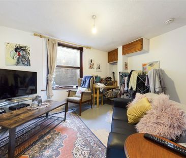 4 bedroom terraced house to rent - Photo 2