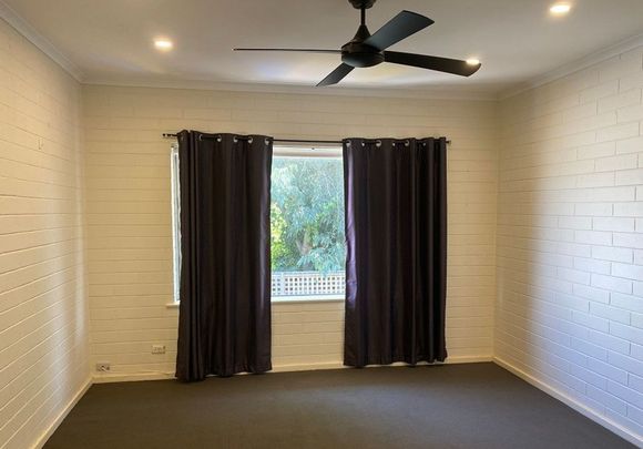 Convenient & Comfortable Living in Cumberland Park - Photo 1