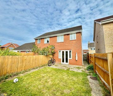 Tizzick Close, Norwich, Three Score - Photo 1