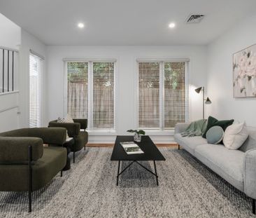 19B Kaikoura Avenue, Hawthorn East VIC 3123 - Townhouse For Rent | ... - Photo 3