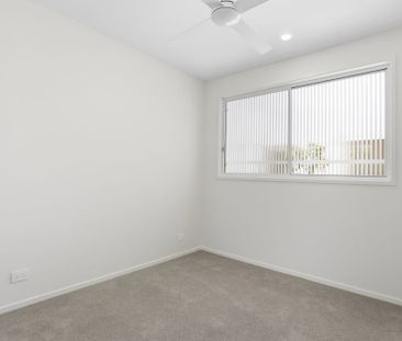 Modern Comfort in Brand New Beerwah Pocket! - Photo 1