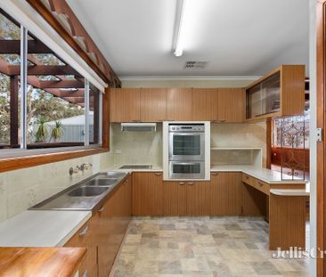 111 Cowin Street, Diamond Creek - Photo 1