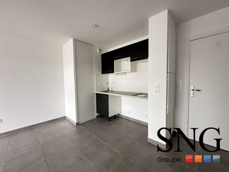 T2 AVEC BALCON ET PARKING - Photo 4