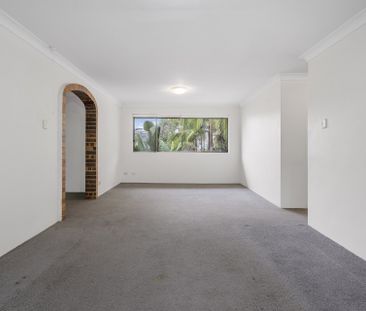 2 bedroom apartment - 25% below market rent - Photo 1