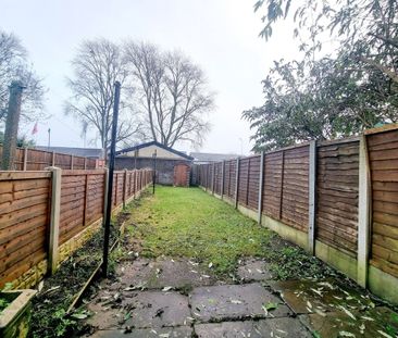 North Parade - Photo 5